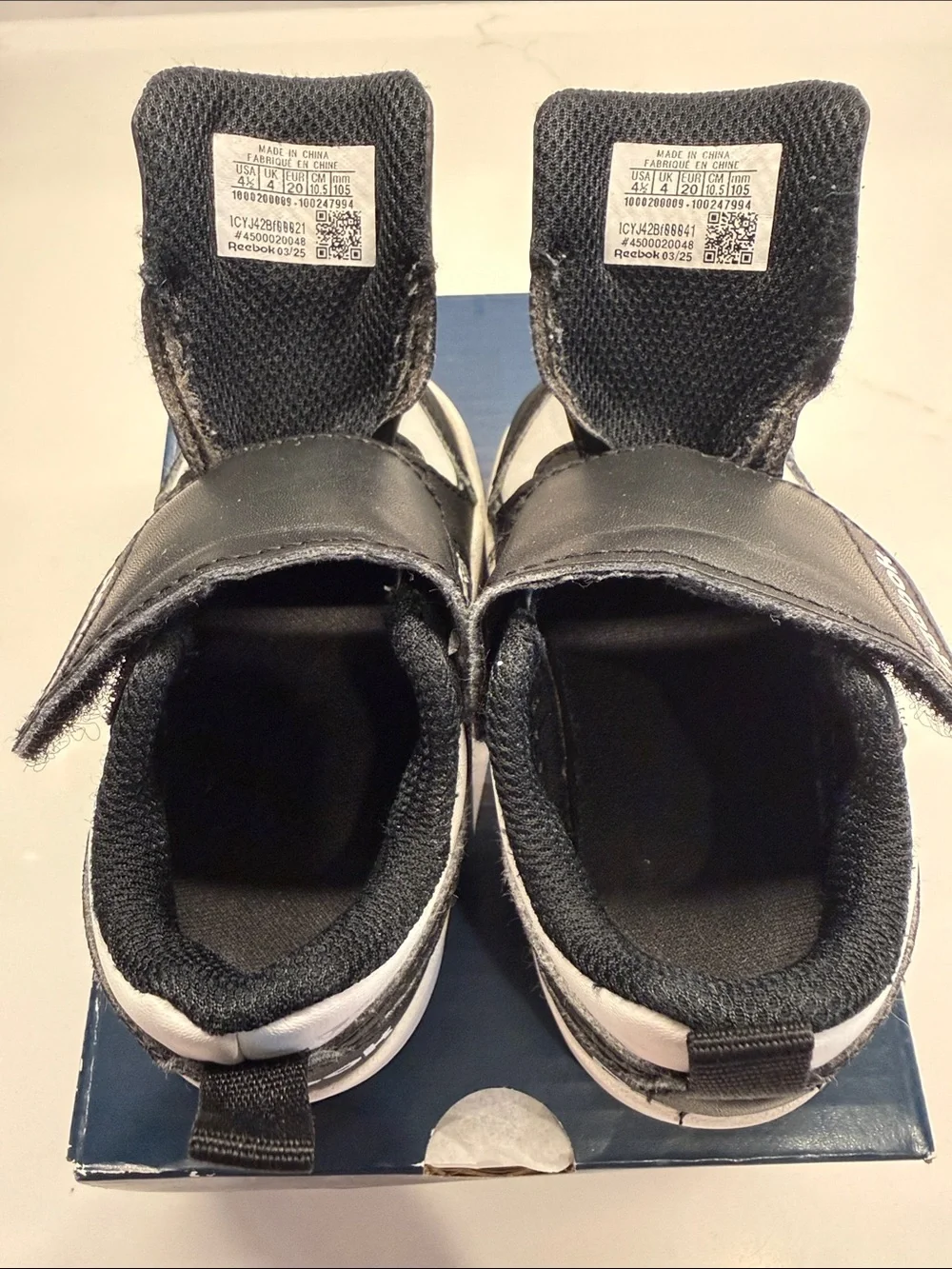 Reebok easy shoes